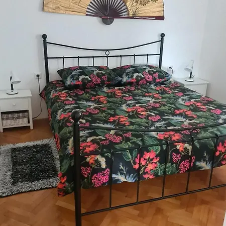 Apartment Danica *